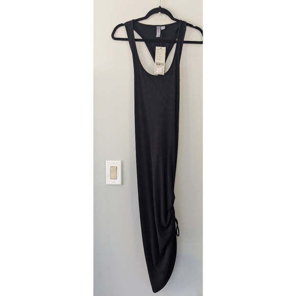 Sweaty Betty Weekend Twist Back Dress - Picture 2 of 10